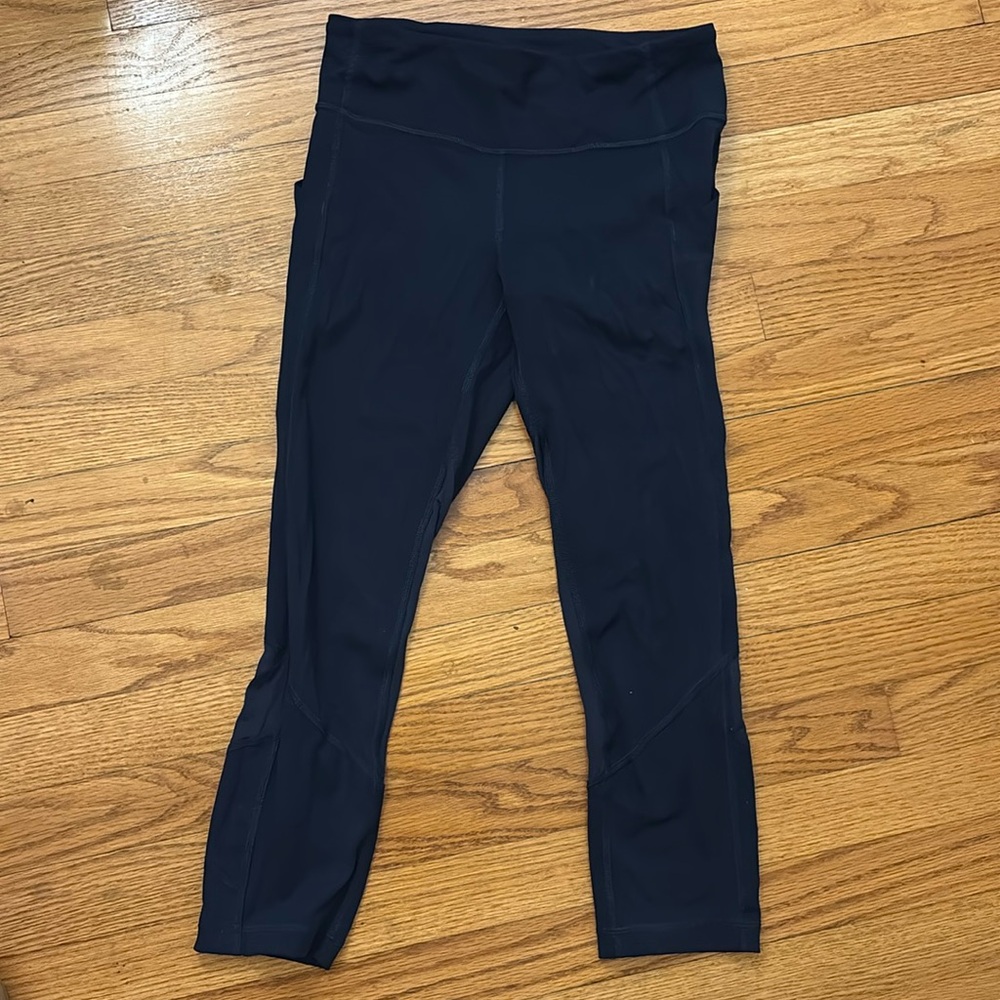 Navy blue midrise lululemon yoga leggings 25”